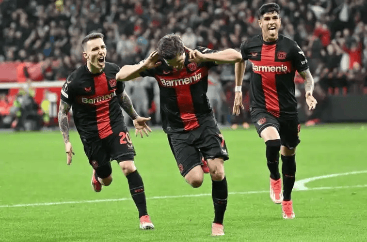 周六016德甲前瞻：勒沃库森VS拜仁 天王山对决！老六硬刚榜首 新帅亮剑冲击领头羊